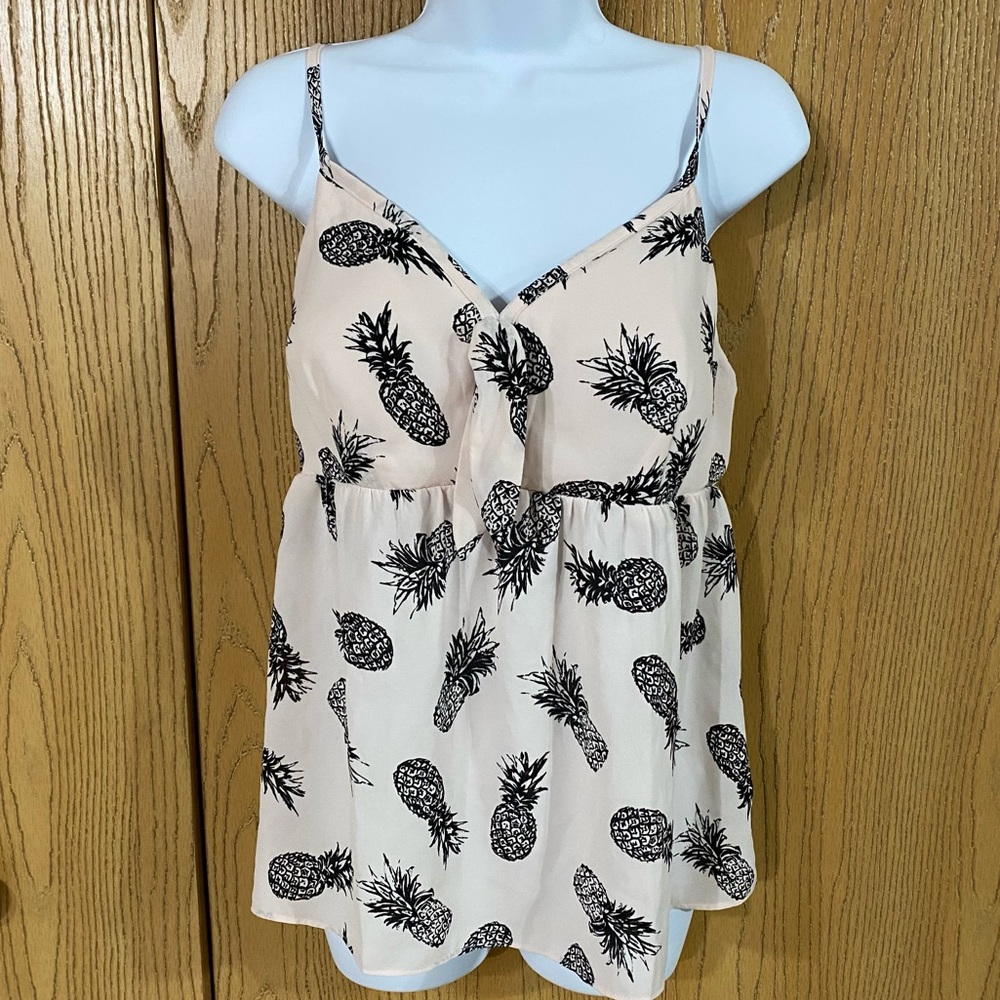 Pineapple Candie’s tank
